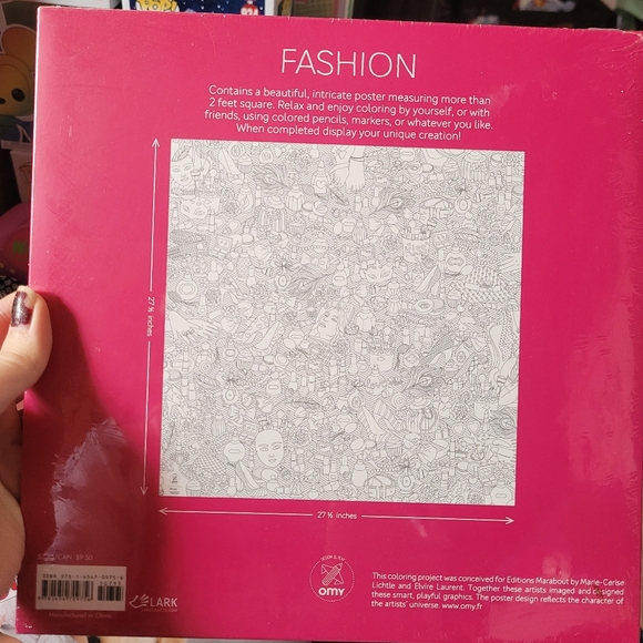 Fashion Giant Colouring Poster - Picture 4 of 4